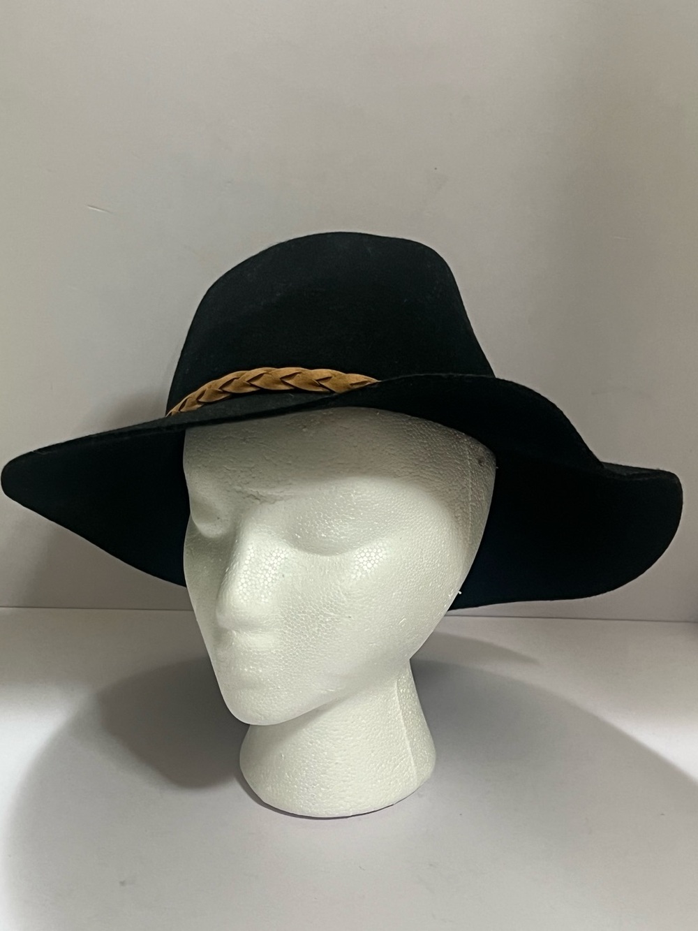 Black 100% Wool Wide Brim Fedora Hat Tan Braided Band